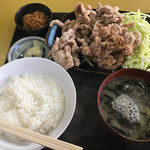 なかみち食堂 - 