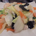 中国料理 王記 - 海鮮あんかけ焼きそば980円（焼き麺）