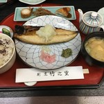 竹之里 - (料理)焼魚定食(サバ塩焼き)
