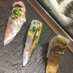 梅丘寿司の美登利 - 光り物3貫