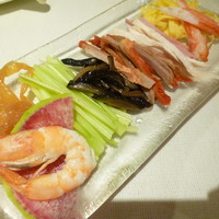 南国酒家 原宿本店 - 数量限定・冷やし麺の具材