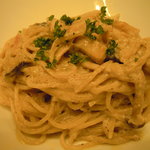 シチリアの隠れ家 - キノコのクリームパスタ