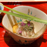 銀座 しのはら - 玉子豆腐にうにしゃこの煮凝りかけ