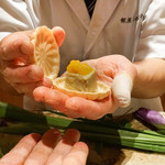 銀座 しのはら - フォアグラ最中