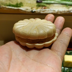 銀座 しのはら - フォアグラ最中