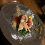 ヤキトリ カム - 鶏たたき（790円）