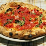 ピッツェリア ブラチェリア チェザリ - マリナーラ