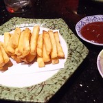 東京食堂 - 1705 東京食堂 自家製ポテトフライ@38,000Rp 芋を切って揚げてます