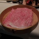 瀬里奈 - ２０１７年５月３日にいただいた宮城県産特撰牛Ａ５サーロインのしゃぶしゃぶ肉です。