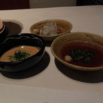 瀬里奈 - しゃぶしゃぶのタレ３点です。中でもピリ辛ダレは瀬里奈でしか味わえない究極のタレです。