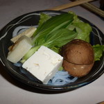 瀬里奈 - ５月３日にいただいたしゃぶしゃぶのお野菜です。中でも椎茸は肉厚で美味しかったです。