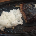 レストラン はせくら - 2017年5月。〆は鉄板にごはんを投入。