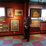 カフェと印度家庭料理 レカ - レカ 葛西本店 ＠東葛西 2階の江戸川インド文化センターに飾られ販売されるインド人アマチュア女性さんたちが描いた素敵な絵画とヨギさん