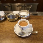 コーヒーハウス ニシヤ - エスプレッソ（250円）