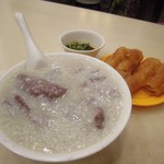 生記清湯牛腩麺家 - 鮮牛肉粥　＄30