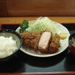 特選豚 横綱ロースかつ定食