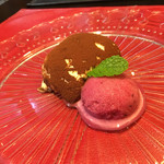 ユーロダイア - ティラミスとカシスソルベ