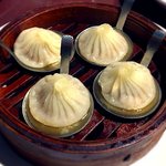 陳家私菜 - ｺｰｽ 本場上海スープ入り小籠包　2017.3.23