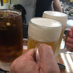 焼肉やっちゃん - レアな三人で乾杯だー(^｡^)