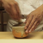木山 - ご主人が抹茶を点てて下さいます