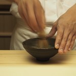木山 - ご主人が抹茶を点てて下さいます