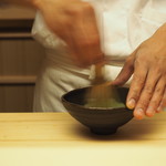 木山 - ご主人が抹茶を点てて下さいます