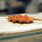 鳥しき - 手羽先の先の皮