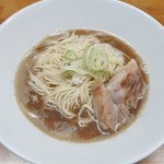 「肉そば」(700円)です