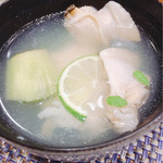 酒肴結 さかぐち - 初鱧と蛤のお椀