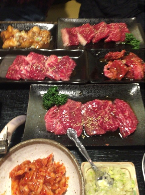 閉店】大衆焼肉 ホルモン酒場 てっちゃん （【旧店名】チャンピオン