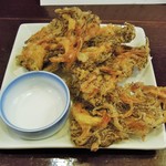 酒肴商店 アジト - かき揚げ？