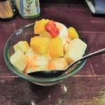 酒肴商店 アジト - フローズンマンゴとレアチーズの？