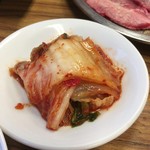 大門 - 欠かせないのが、このキムチ