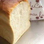 ラスリーズ - 山型食パン。