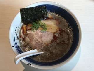 ra-menyamasawa - 辛い煮干しハバニボ850円、半麺50円引きです。