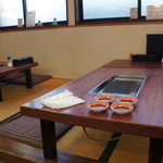 通せんぼ - 店内