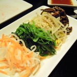 黒牛 - これはナムル盛り