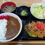 ごはん処　しなの - カレー丼＋ハーフ焼きぞば