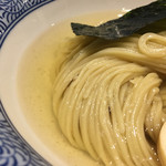麺処ほん田 - 濃厚昆布水と麺