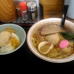 恵庭 おとん食堂 - たまご定食810円。