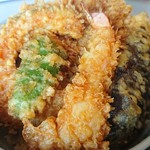 天ぷ羅 重天 - 海老と野菜の天丼税込￥850ズーム！