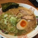 恵比寿家 - 濃厚豚骨醤油 エビスヤラーメン