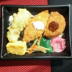 マルト - 料理写真:ミニ海苔弁当 322円