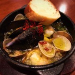 海鮮アヒージョ