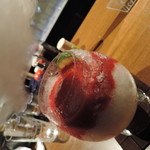 BAR 華 - 綿菓子はグイグイ押し込んで食べるよ♪