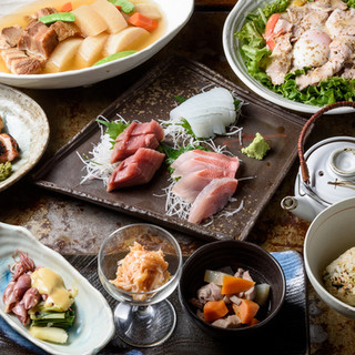 店主こだわりの厳選素材（魚、豚、鶏、野菜）