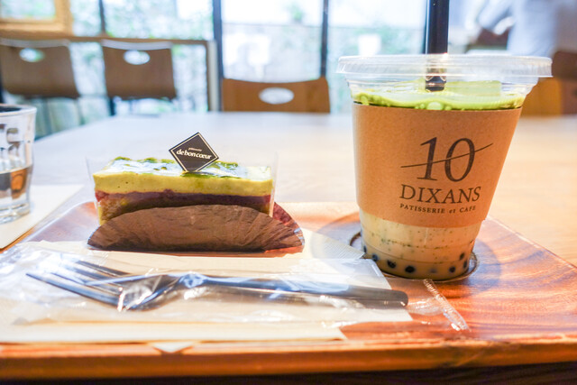 ディゾン（ＤＩＸＡＮＳ）>