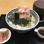 Nihombashi kaisen don tsujihan - 梅（880円＋税）