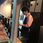 立ち呑みばっかす - ハモニカ横丁にあります