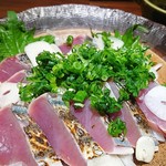 キサラギ - カツオのたたき！　旨さも一緒に大胆に！